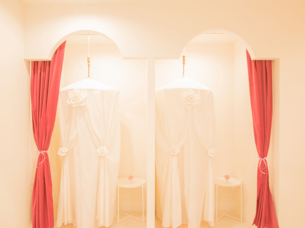 ローズ蒸しテント